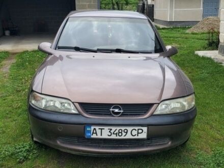 Коричневий Опель Вектра, об'ємом двигуна 1.6 л та пробігом 290 тис. км за 1500 $, фото 1 на Automoto.ua