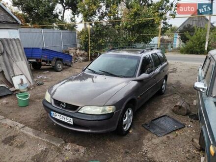 Опель Вектра 1998 в Новониколаевке на Automoto.ua Коричневый Опель Вектра, объемом двигателя 1.6 л и пробегом 355 тыс. км за 2300 $, фото 1 на Automoto.ua