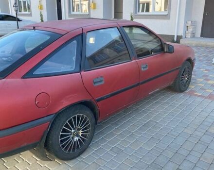 Красный Опель Вектра, объемом двигателя 2 л и пробегом 370 тыс. км за 2000 $, фото 3 на Automoto.ua
