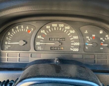 Красный Опель Вектра, объемом двигателя 2 л и пробегом 370 тыс. км за 2000 $, фото 4 на Automoto.ua