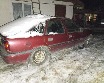 Червоний Опель Вектра, об'ємом двигуна 1.8 л та пробігом 200 тис. км за 550 $, фото 4 на Automoto.ua