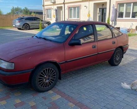 Красный Опель Вектра, объемом двигателя 2 л и пробегом 370 тыс. км за 2000 $, фото 2 на Automoto.ua