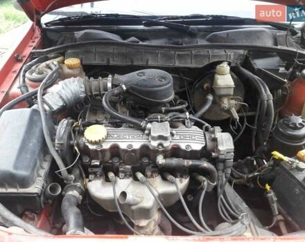 Опель Вектра 1991 в Черновцах на Automoto.ua Красный Опель Вектра, объемом двигателя 1.8 л и пробегом 427 тыс. км за 1500 $, фото 10 на Automoto.ua