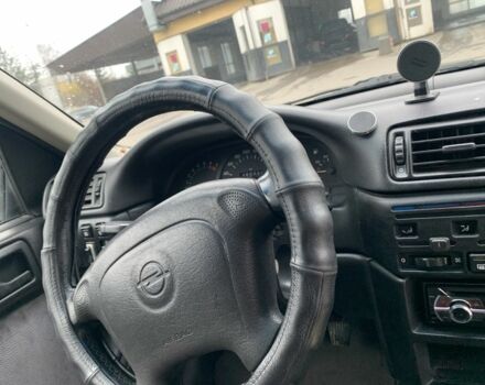 Красный Опель Вектра, объемом двигателя 1.8 л и пробегом 300 тыс. км за 1500 $, фото 19 на Automoto.ua