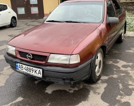 Красный Опель Вектра, объемом двигателя 1.8 л и пробегом 300 тыс. км за 1500 $, фото 3 на Automoto.ua