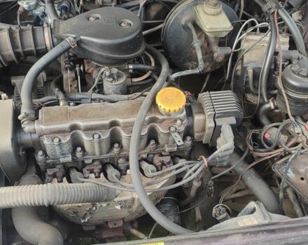 Красный Опель Вектра, объемом двигателя 1.6 л и пробегом 322 тыс. км за 650 $, фото 2 на Automoto.ua