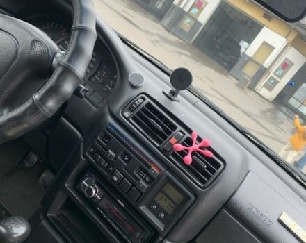 Красный Опель Вектра, объемом двигателя 1.8 л и пробегом 300 тыс. км за 1500 $, фото 18 на Automoto.ua