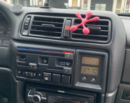 Красный Опель Вектра, объемом двигателя 1.8 л и пробегом 300 тыс. км за 1500 $, фото 20 на Automoto.ua