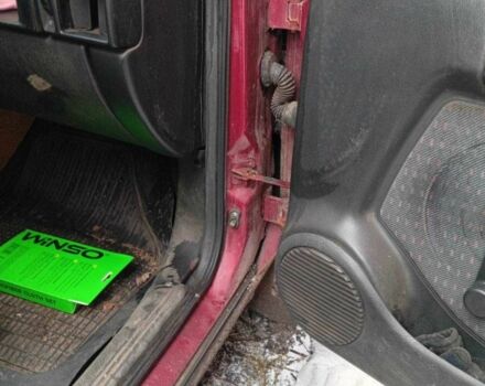 Червоний Опель Вектра, об'ємом двигуна 0 л та пробігом 333 тис. км за 1386 $, фото 5 на Automoto.ua