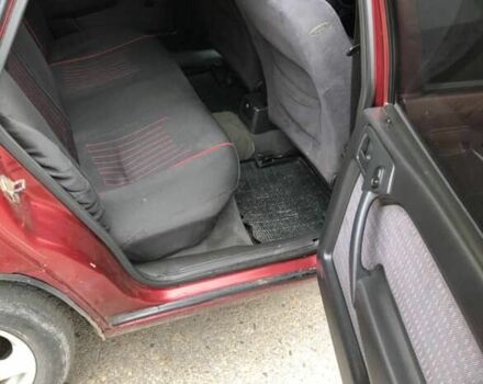 Красный Опель Вектра, объемом двигателя 1.6 л и пробегом 302 тыс. км за 1100 $, фото 11 на Automoto.ua