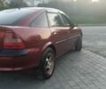 Красный Опель Вектра, объемом двигателя 1 л и пробегом 4 тыс. км за 2000 $, фото 5 на Automoto.ua