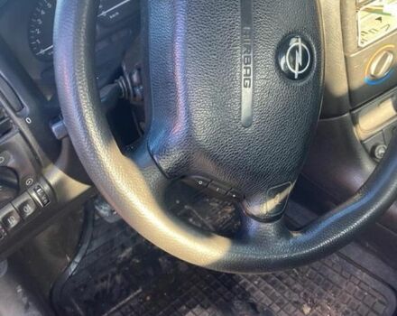 Червоний Опель Вектра, об'ємом двигуна 1.8 л та пробігом 300 тис. км за 24 $, фото 3 на Automoto.ua