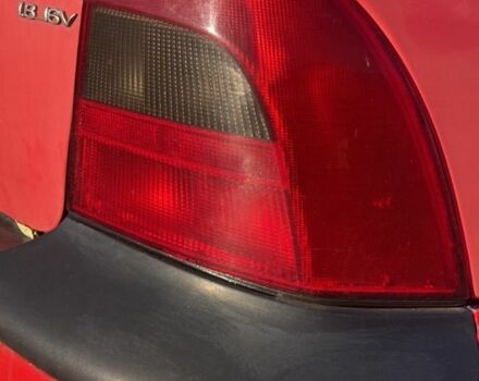 Червоний Опель Вектра, об'ємом двигуна 1.8 л та пробігом 300 тис. км за 24 $, фото 5 на Automoto.ua