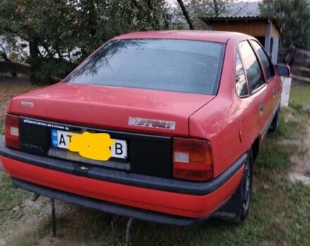 Червоний Опель Вектра, об'ємом двигуна 1.6 л та пробігом 130 тис. км за 1350 $, фото 7 на Automoto.ua