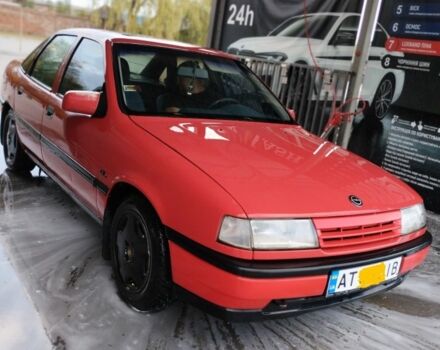 Червоний Опель Вектра, об'ємом двигуна 1.6 л та пробігом 130 тис. км за 1350 $, фото 3 на Automoto.ua