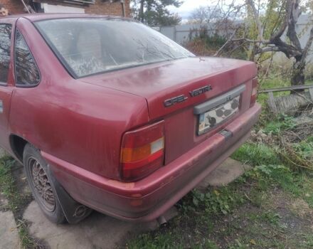 Красный Опель Вектра, объемом двигателя 1.6 л и пробегом 400 тыс. км за 700 $, фото 2 на Automoto.ua