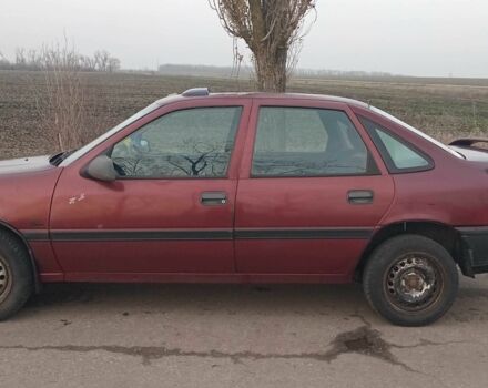 Красный Опель Вектра, объемом двигателя 1.6 л и пробегом 313 тыс. км за 1299 $, фото 5 на Automoto.ua