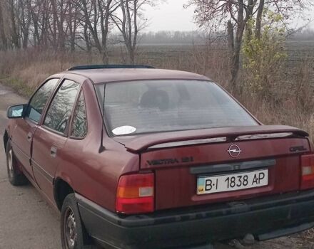 Красный Опель Вектра, объемом двигателя 1.6 л и пробегом 313 тыс. км за 1299 $, фото 3 на Automoto.ua
