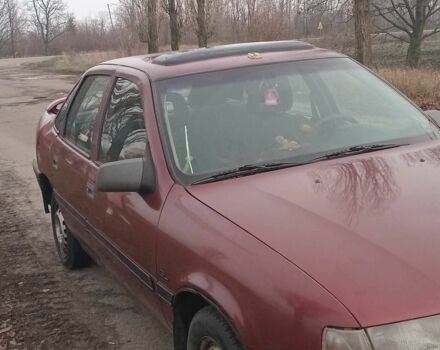 Красный Опель Вектра, объемом двигателя 1.6 л и пробегом 313 тыс. км за 1299 $, фото 2 на Automoto.ua