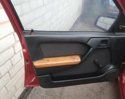 Красный Опель Вектра, объемом двигателя 1.6 л и пробегом 400 тыс. км за 600 $, фото 4 на Automoto.ua