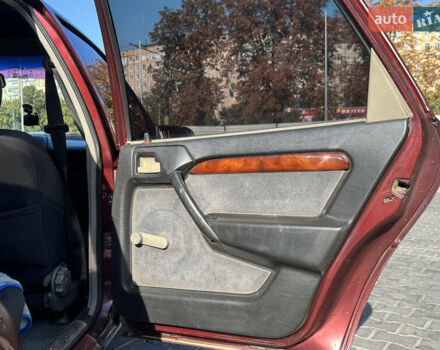 Красный Опель Вектра, объемом двигателя 2 л и пробегом 444 тыс. км за 2000 $, фото 12 на Automoto.ua