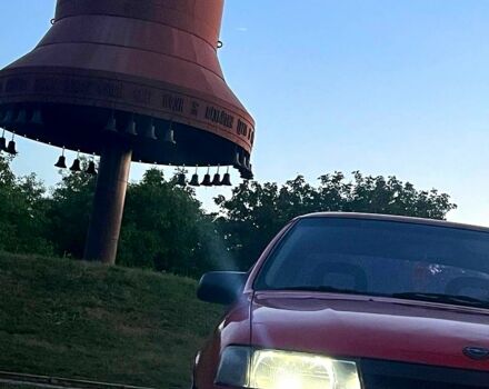 Червоний Опель Вектра, об'ємом двигуна 2 л та пробігом 340 тис. км за 1200 $, фото 3 на Automoto.ua