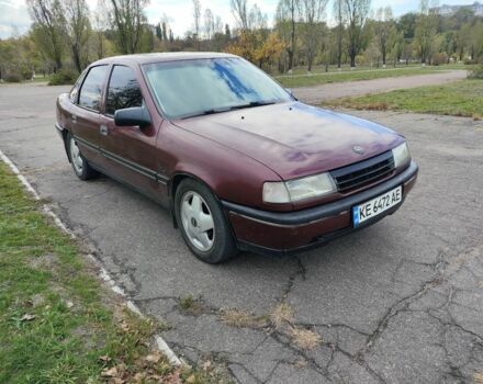 Красный Опель Вектра, объемом двигателя 1.6 л и пробегом 3 тыс. км за 1300 $, фото 3 на Automoto.ua