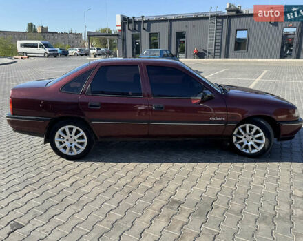 Красный Опель Вектра, объемом двигателя 2 л и пробегом 444 тыс. км за 2000 $, фото 3 на Automoto.ua