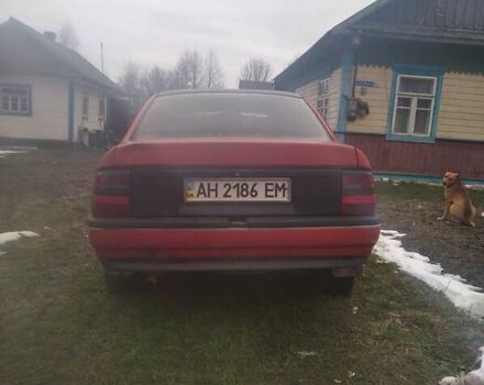 Червоний Опель Вектра, об'ємом двигуна 2 л та пробігом 271 тис. км за 1200 $, фото 1 на Automoto.ua