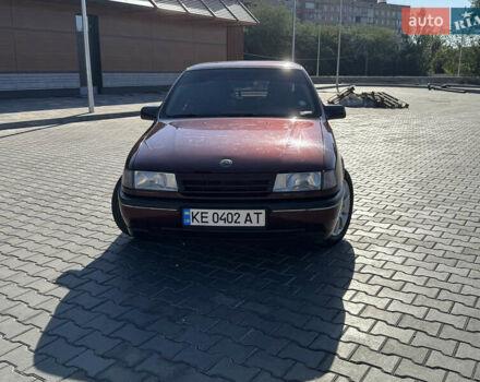 Красный Опель Вектра, объемом двигателя 2 л и пробегом 444 тыс. км за 2000 $, фото 1 на Automoto.ua