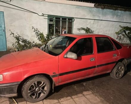 Червоний Опель Вектра, об'ємом двигуна 1.6 л та пробігом 100 тис. км за 1650 $, фото 2 на Automoto.ua