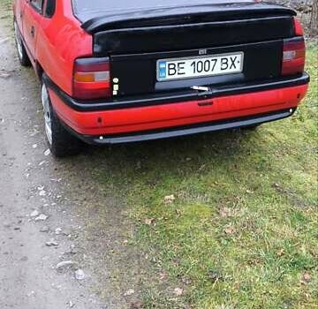 Червоний Опель Вектра, об'ємом двигуна 1.8 л та пробігом 300 тис. км за 780 $, фото 3 на Automoto.ua