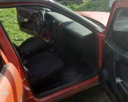 Красный Опель Вектра, объемом двигателя 0 л и пробегом 340 тыс. км за 500 $, фото 3 на Automoto.ua