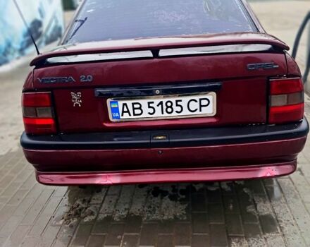 Красный Опель Вектра, объемом двигателя 2 л и пробегом 350 тыс. км за 1250 $, фото 3 на Automoto.ua