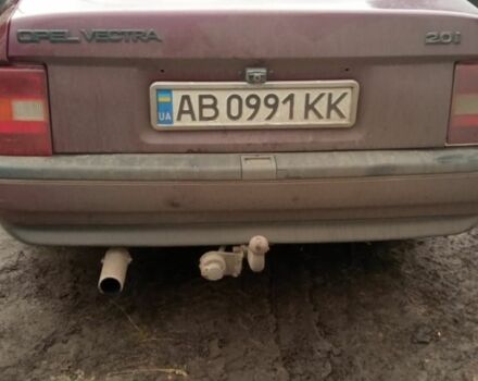 Красный Опель Вектра, объемом двигателя 2 л и пробегом 268 тыс. км за 1500 $, фото 1 на Automoto.ua
