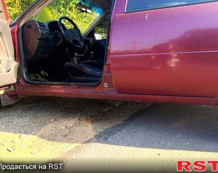 Красный Опель Вектра, объемом двигателя 1.6 л и пробегом 323 тыс. км за 1400 $, фото 2 на Automoto.ua