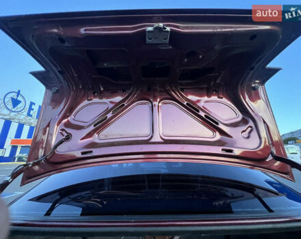 Красный Опель Вектра, объемом двигателя 2 л и пробегом 132 тыс. км за 2400 $, фото 9 на Automoto.ua