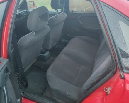 Красный Опель Вектра, объемом двигателя 1.6 л и пробегом 3 тыс. км за 600 $, фото 6 на Automoto.ua