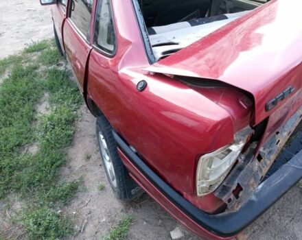 Красный Опель Вектра, объемом двигателя 2 л и пробегом 450 тыс. км за 600 $, фото 2 на Automoto.ua