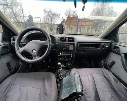 Красный Опель Вектра, объемом двигателя 1.8 л и пробегом 655 тыс. км за 1700 $, фото 7 на Automoto.ua