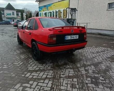 Красный Опель Вектра, объемом двигателя 2 л и пробегом 300 тыс. км за 1700 $, фото 2 на Automoto.ua