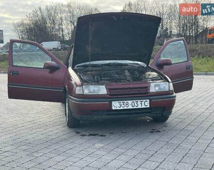 Красный Опель Вектра, объемом двигателя 1.8 л и пробегом 280 тыс. км за 1500 $, фото 18 на Automoto.ua