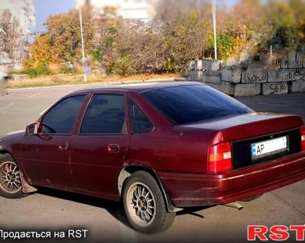 Красный Опель Вектра, объемом двигателя 1.6 л и пробегом 323 тыс. км за 1400 $, фото 1 на Automoto.ua