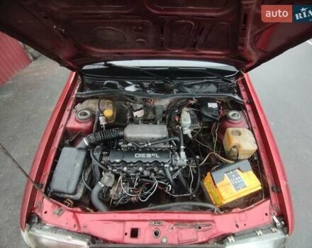 Червоний Опель Вектра, об'ємом двигуна 1.7 л та пробігом 242 тис. км за 1300 $, фото 8 на Automoto.ua