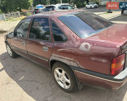 Красный Опель Вектра, объемом двигателя 2 л и пробегом 290 тыс. км за 3000 $, фото 4 на Automoto.ua