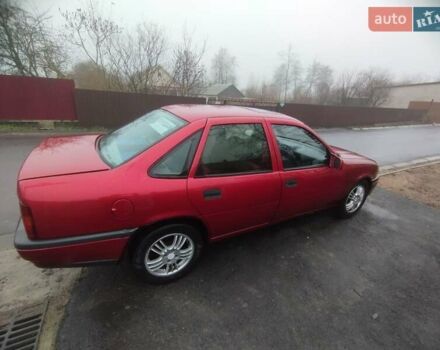 Червоний Опель Вектра, об'ємом двигуна 1.7 л та пробігом 242 тис. км за 1300 $, фото 6 на Automoto.ua