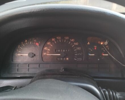 Красный Опель Вектра, объемом двигателя 2 л и пробегом 263 тыс. км за 360 $, фото 7 на Automoto.ua