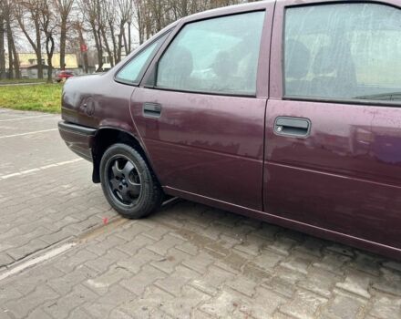 Красный Опель Вектра, объемом двигателя 1.8 л и пробегом 655 тыс. км за 1700 $, фото 5 на Automoto.ua