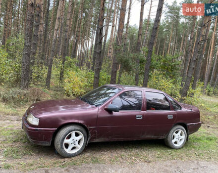 Червоний Опель Вектра, об'ємом двигуна 2 л та пробігом 300 тис. км за 999 $, фото 5 на Automoto.ua