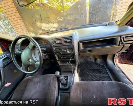 Красный Опель Вектра, объемом двигателя 2 л и пробегом 300 тыс. км за 1250 $, фото 5 на Automoto.ua